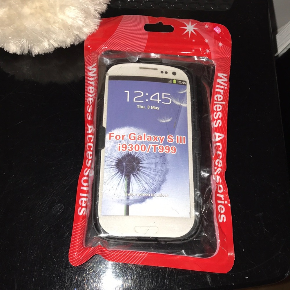 Galaxy s 3 case w back clip !!